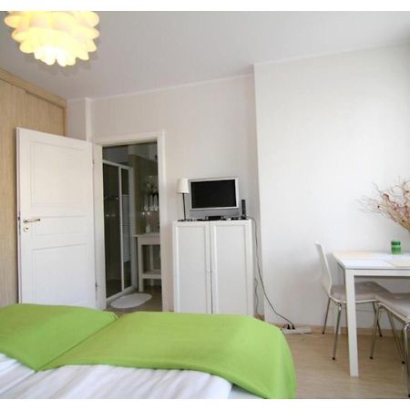 소포트 Yellow House Lodging 아파트 외부 사진