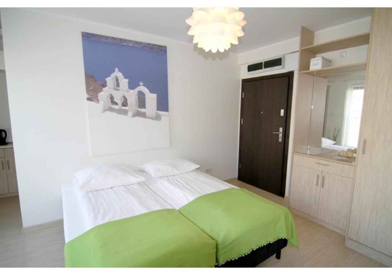 소포트 Yellow House Lodging 아파트 외부 사진